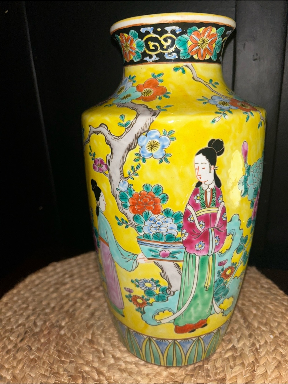 Vintage eYellow Chinese Porcelain Vase – Hand Painted Chinoiserie Decor